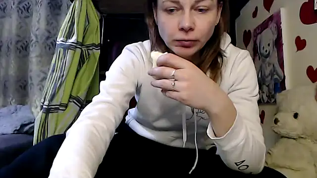 Snapshot of HarleyQuinn_69 chatting on 01.01.25 HarleyQuinn 69 online show from 01.01.25
