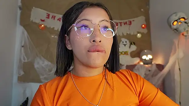 Snapshot of nerak_1a_ chatting on 10.27.25 nerak 1a  online show from 10.27.25