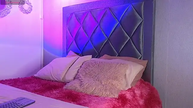 ashley brend online show from 12.16.25