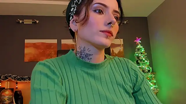 LiliJones  online show from 12.05.24