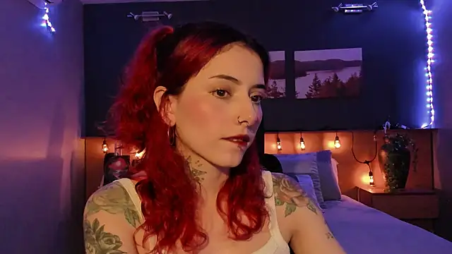 LiliJones  online show from 01.07.25