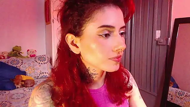 LiliJones  online show from 02.04.25