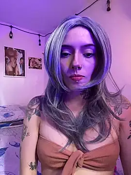 LiliJones  online show from 03.18.25