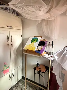 LiliJones  online show from 10.01.25