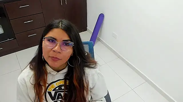 Luna Dumont online show from 02.02.25