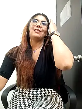 Luna Dumont online show from 02.04.25