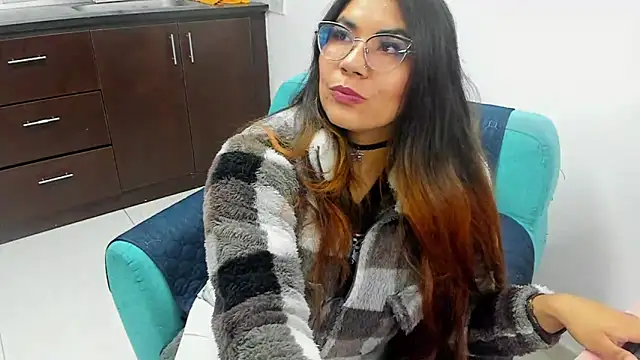 Luna Dumont online show from 02.06.25