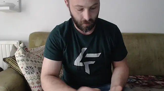 Snapshot of Piter9023 chatting on 12.19.24 Piter9023 online show from 12.19.24