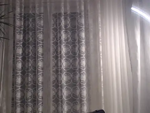 Snapshot of Piter9023 chatting on 10.12.25 Piter9023 online show from 10.12.25