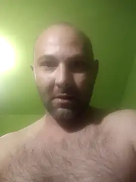 Snapshot of Piter9023 chatting on 10.29.25 Piter9023 online show from 10.29.25