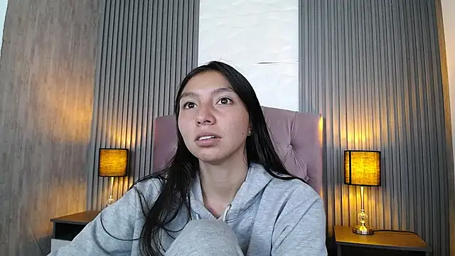 kendall saenz online show from 03.05.25