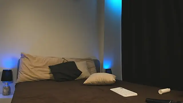 Snapshot of ShySara chatting on 02.06.25 ShySara online show from 02.06.25