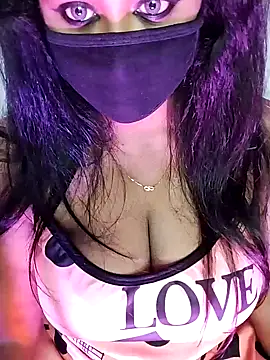Snapshot of loveli_diya chatting on 12.27.24 loveli diya online show from 12.27.24
