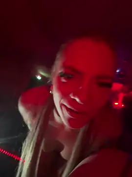 LizzyLush  online show from 03.23.25