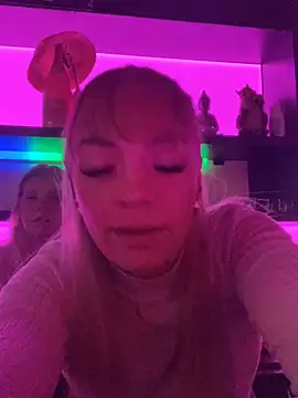 LizzyLush  online show from 09.12.25