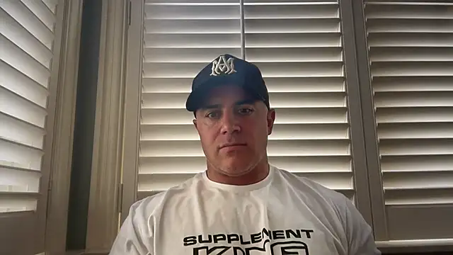 Bad daddy21 online show from 11.17.25