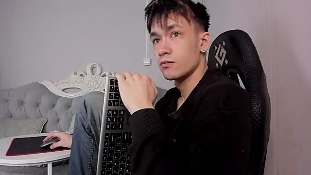 CalvinOwens online show from 02.01.25