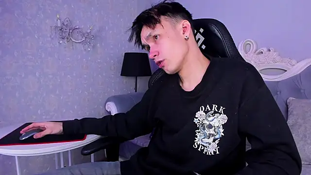 CalvinOwens online show from 02.04.25