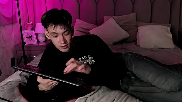 CalvinOwens online show from 02.05.25