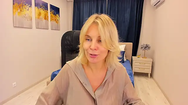Sinty Devis online show from 01.13.25