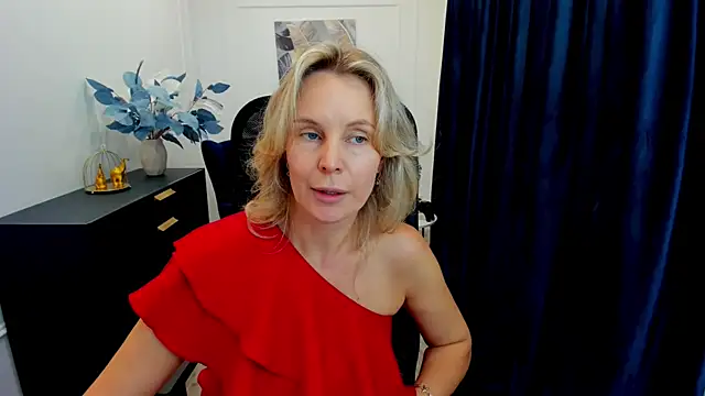 Sinty Devis online show from 09.19.25