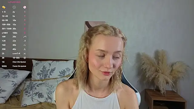 IdaValenti online show from 10.23.25