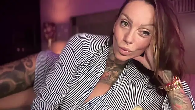 Snapshot of KadaLove69 chatting on 12.09.24 KadaLove69 online show from 12.09.24