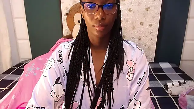 Sara Marks online show from 12.05.25