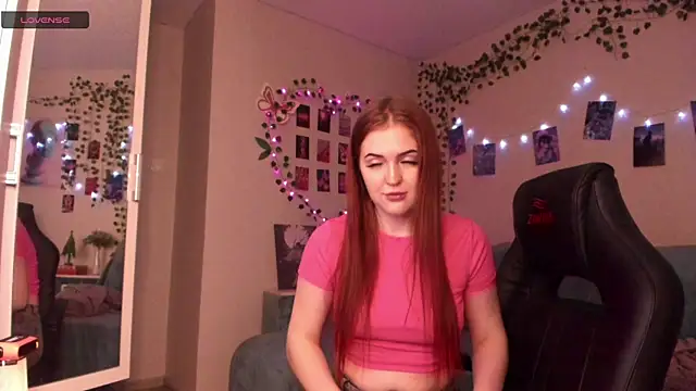 Snapshot of ViolaIntelligent chatting on 01.20.25 ViolaIntelligent online show from 01.20.25