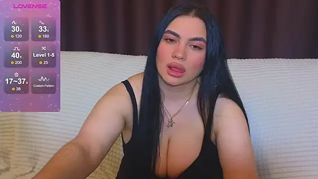 Nikki Kardashian online show from 02.04.25