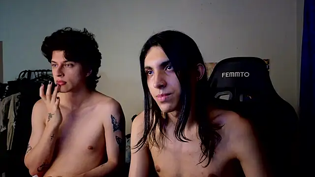 angelitofemboy online show from 11.04.25