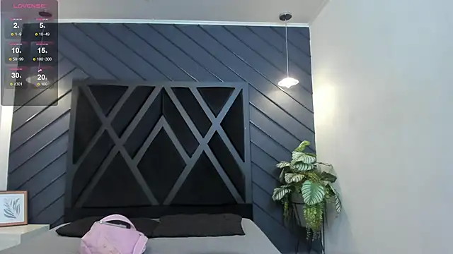 Apolo Bianco  online show from 09.17.25