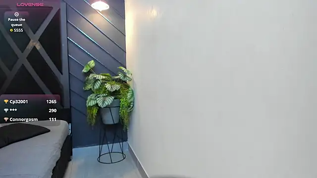 Apolo Bianco  online show from 09.20.25