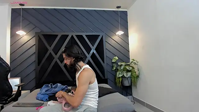 Apolo Bianco  online show from 09.25.25