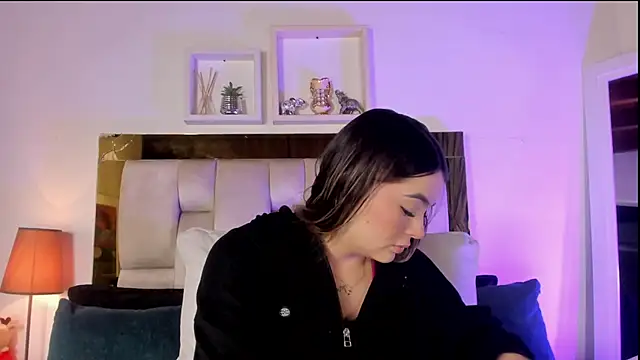 emmy r online show from 02.20.26