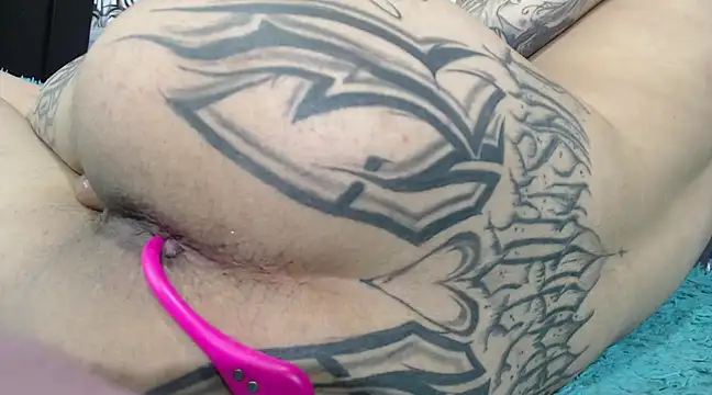 Snapshot of emma_onassis_17 chatting on 02.04.25 emma onassis 17 online show from 02.04.25