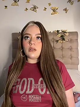 Jullieetta online show from 10.16.25