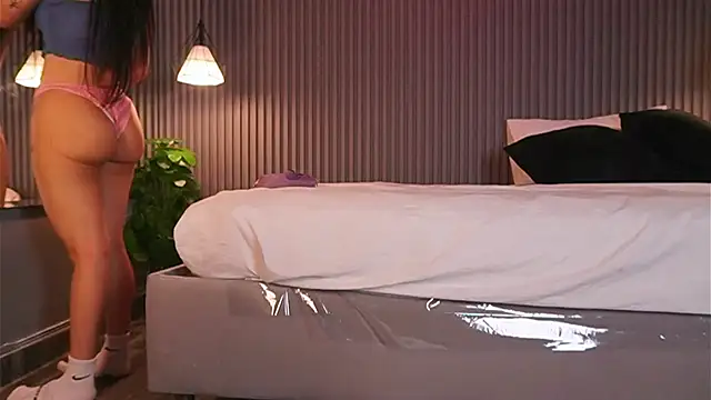 EriKlein online show from 04.13.26