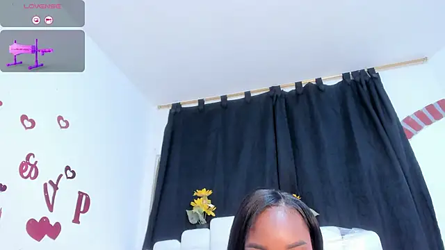 RoxannaBlanche online show from 03.24.26