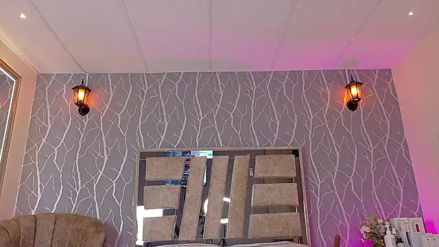 madison fox1 online show from 10.05.25