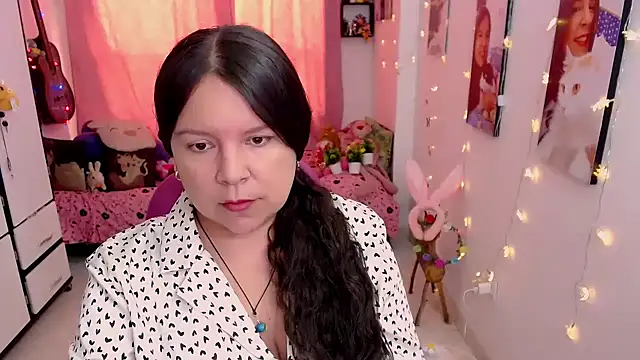 claryssa  online show from 04.02.26