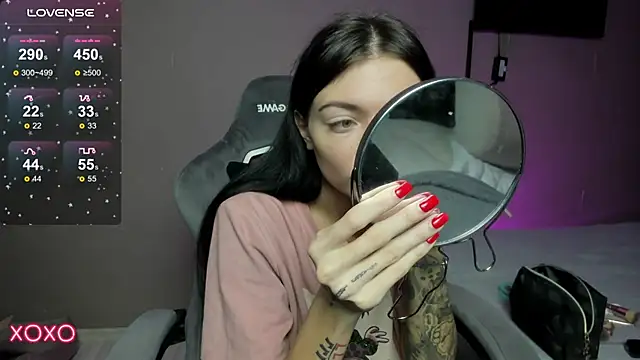 Mariella Adamss online show from 11.18.25