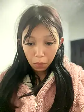 Snapshot of emily_rosse04 chatting on 09.24.25 emily rosse04 online show from 09.24.25