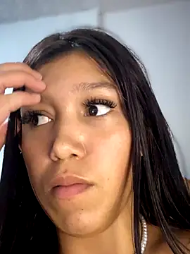 Snapshot of emily_rosse04 chatting on 10.03.25 emily rosse04 online show from 10.03.25