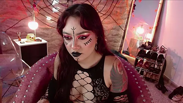 samara smithh online show from 10.27.25