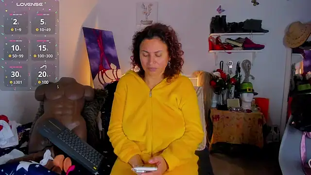 SheraHadee online show from 02.17.25