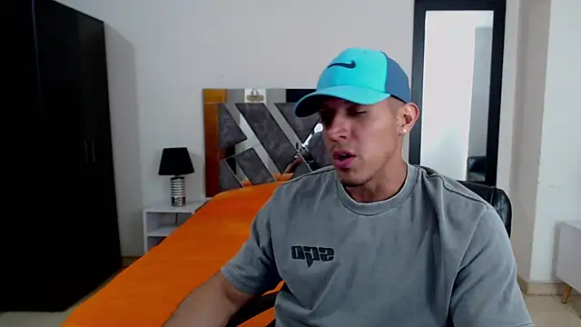 Frank heaven01 online show from 12.05.24