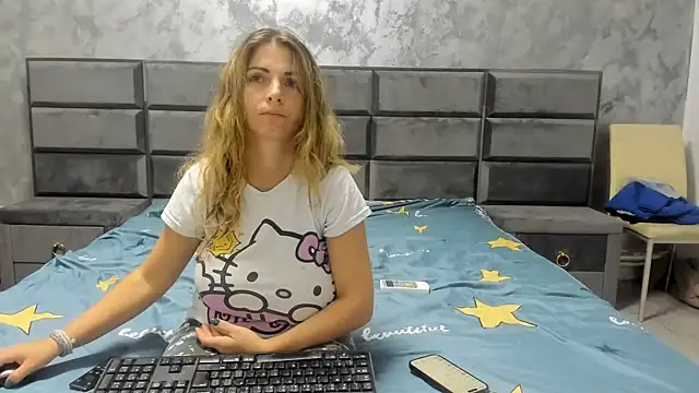 Hottalicia2 online show from 10.20.25