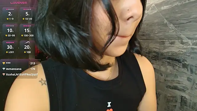 Snapshot of NicolRoss_ chatting on 02.26.25 NicolRoss  online show from 02.26.25