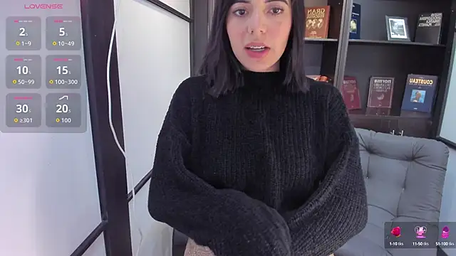 Snapshot of NicolRoss_ chatting on 10.14.25 NicolRoss  online show from 10.14.25